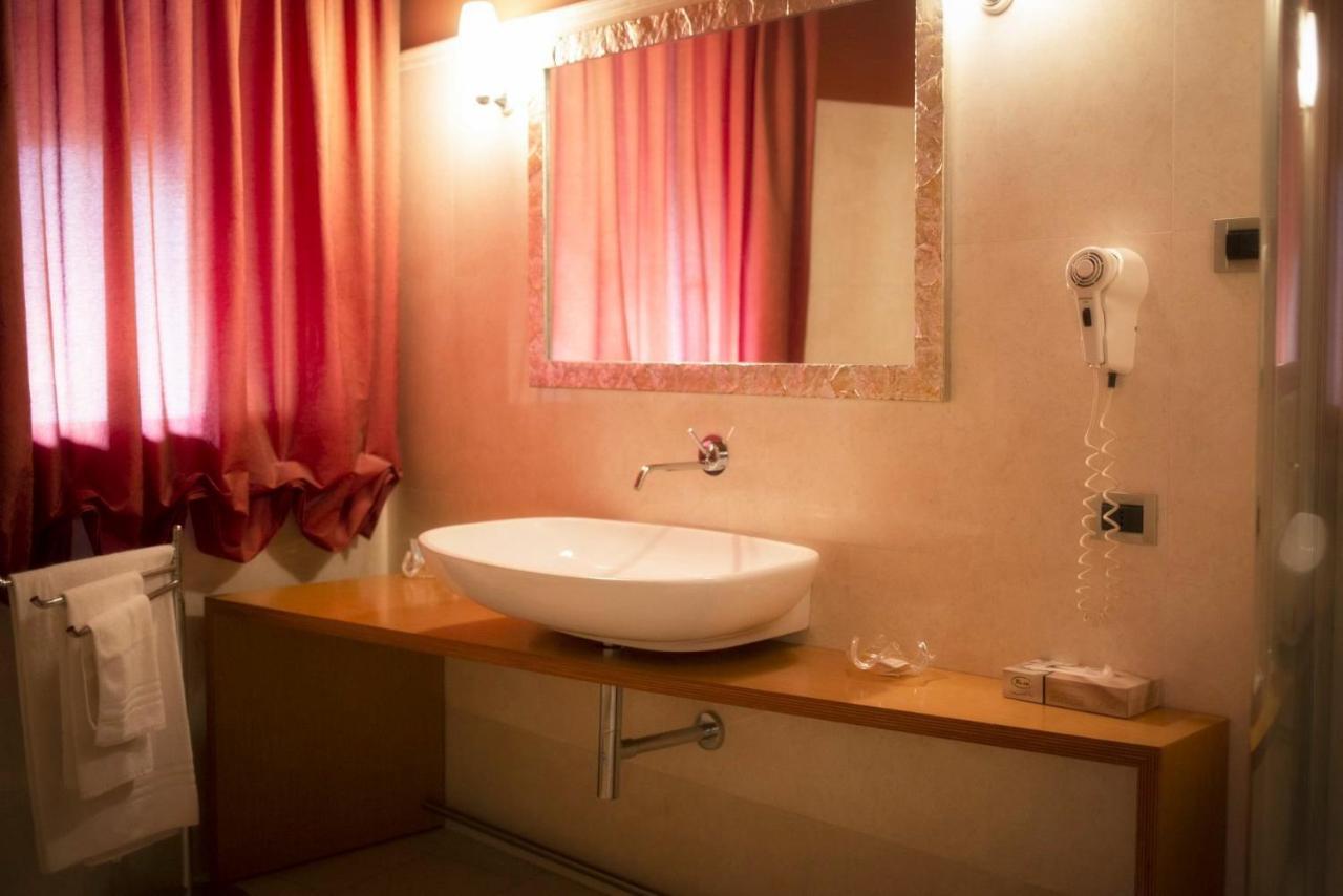 Hotel Due Platani Cornedo Vicentino Εξωτερικό φωτογραφία