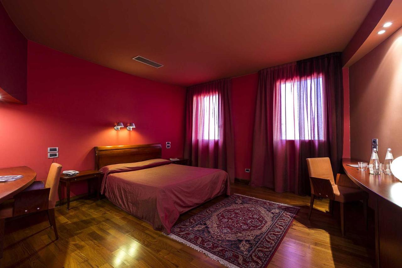 Hotel Due Platani Cornedo Vicentino Εξωτερικό φωτογραφία