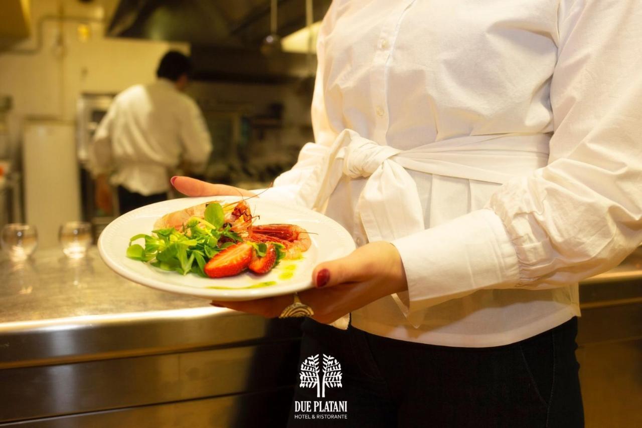Hotel Due Platani Cornedo Vicentino Εξωτερικό φωτογραφία